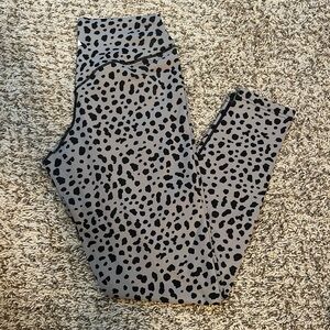 Vitality Snow Leopard Leggings